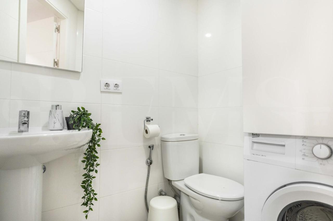 Serene & Spacious Apartment - Center By Rems Málaga Kültér fotó